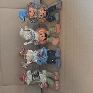 Set Of 4 Halloween Shelf Sitters